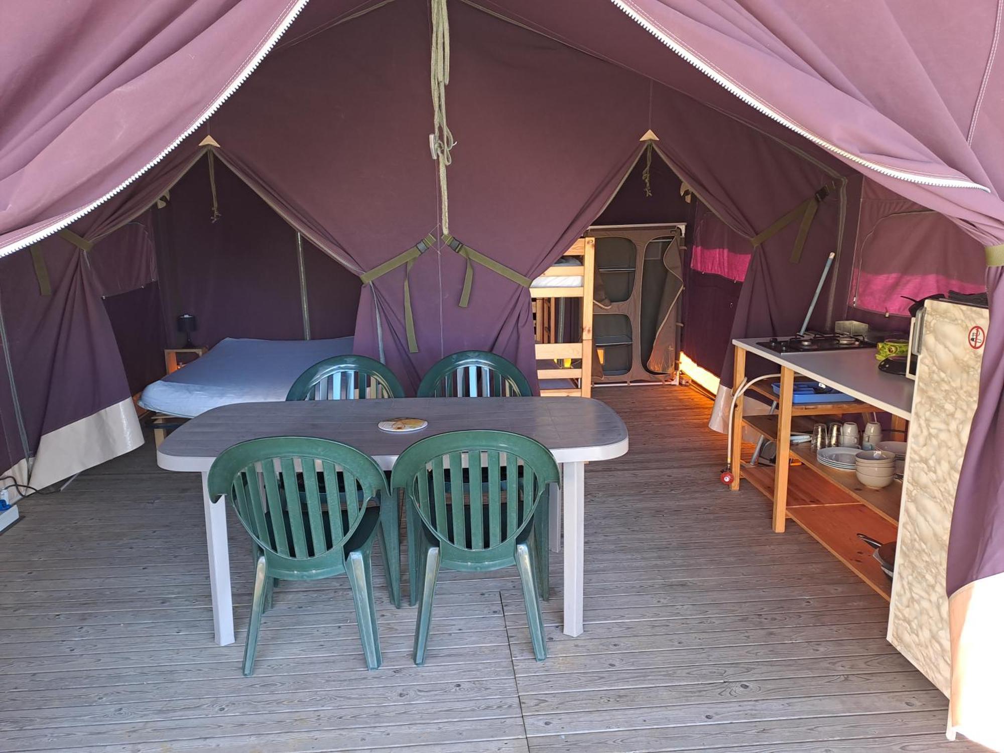 Camping Le Bois Jahan Brunelles Εξωτερικό φωτογραφία